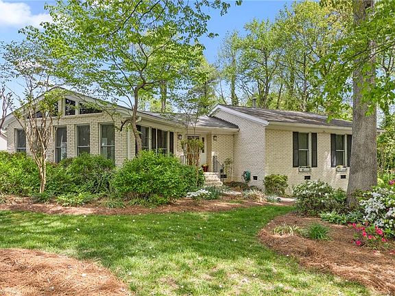 4th image of 313 Westridge Dr
