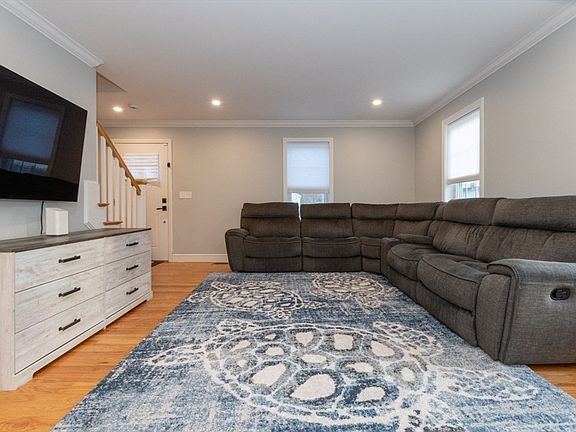 5th image of 21 Juniper Rd