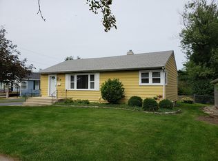 416 W Burlington Ave, Westmont, IL 60559