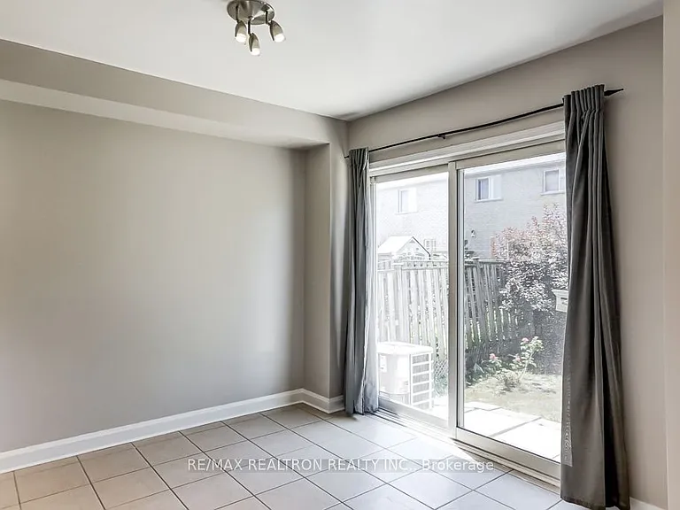 20 Raintree Dr — Photo 14