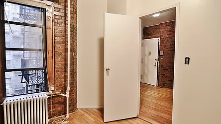 Rented by Park Property Advisors