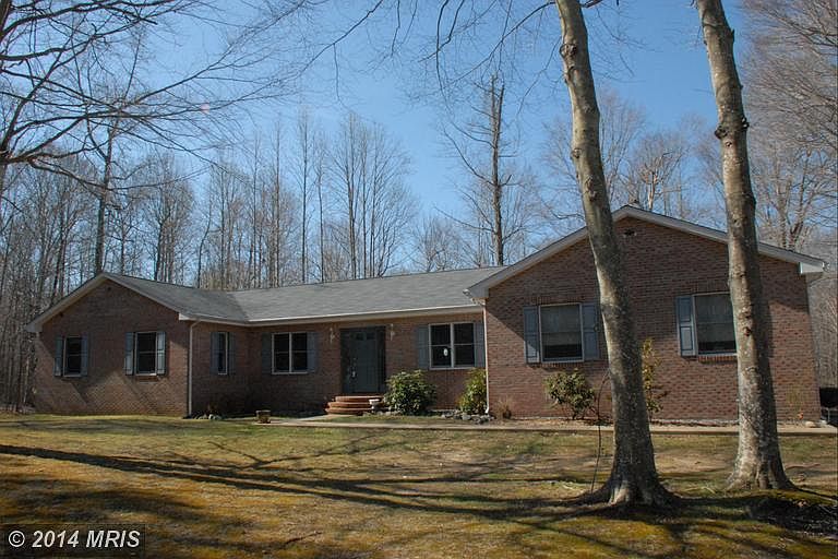 1st image of 41905 Clover Hill Ct