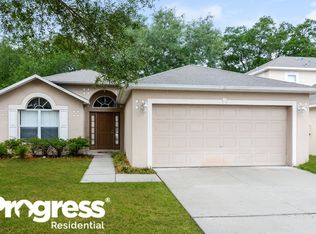 30240 Birdhouse Dr, Zephyrhills, FL 33545