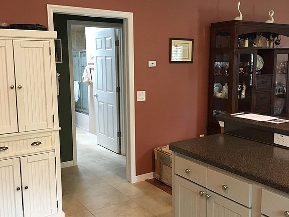 Kitchen & extra pantry