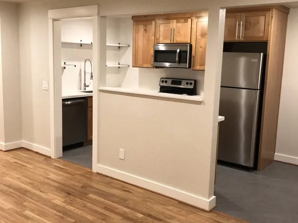 Juneau Apartments, 3931 N Juneau St APT 2, Portland, OR 97217