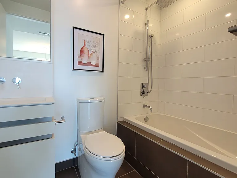 197 Yonge St #5508 — Photo 7