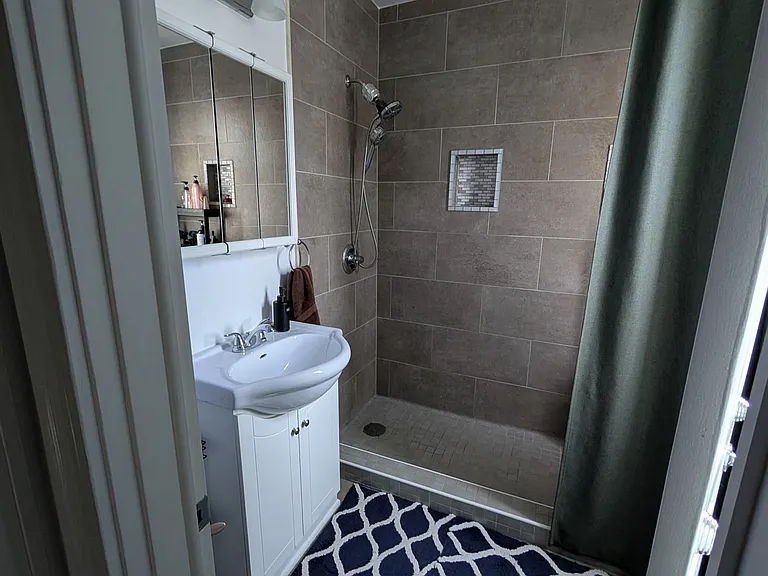 5122 Section Ave — Photo 7