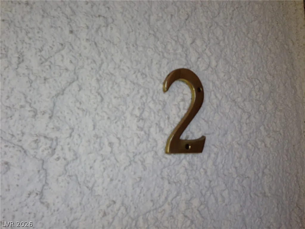 3 bed, 2.0 bath, 4885 sqft, $1,495 — Photo 4