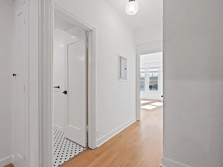 1840 Sacramento St #202 — Photo 7