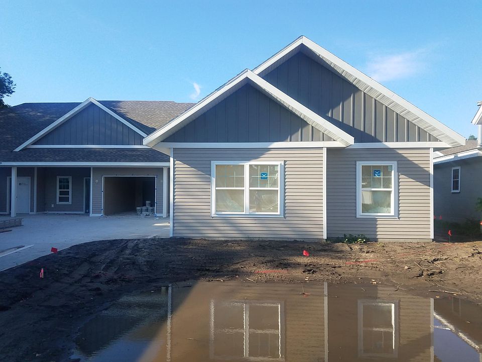 1st image of 336 Main St W #344
