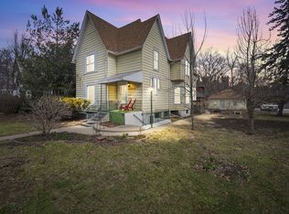 324 N 2nd St, Dekalb, IL 60115