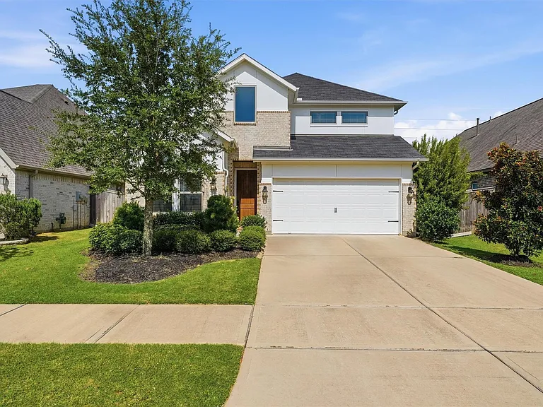 2539 Lilac Point Ln — Photo 1