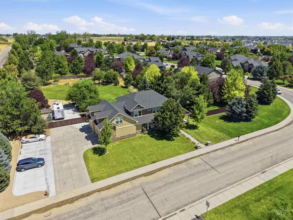 4832 S Nickel Creek Ave, Meridian, ID 83642
