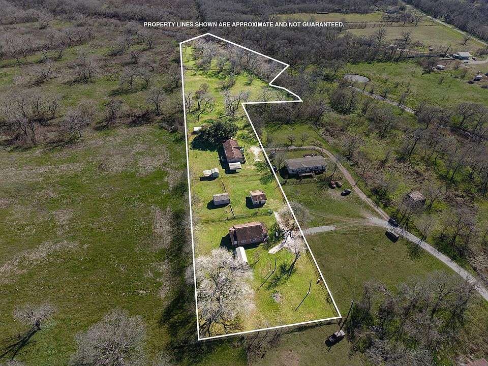 1st image of 7610 Moore Rd