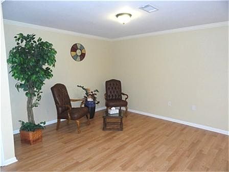 Formal Dining