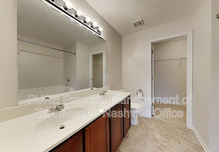 1221 Bainbridge Dr — Photo 13