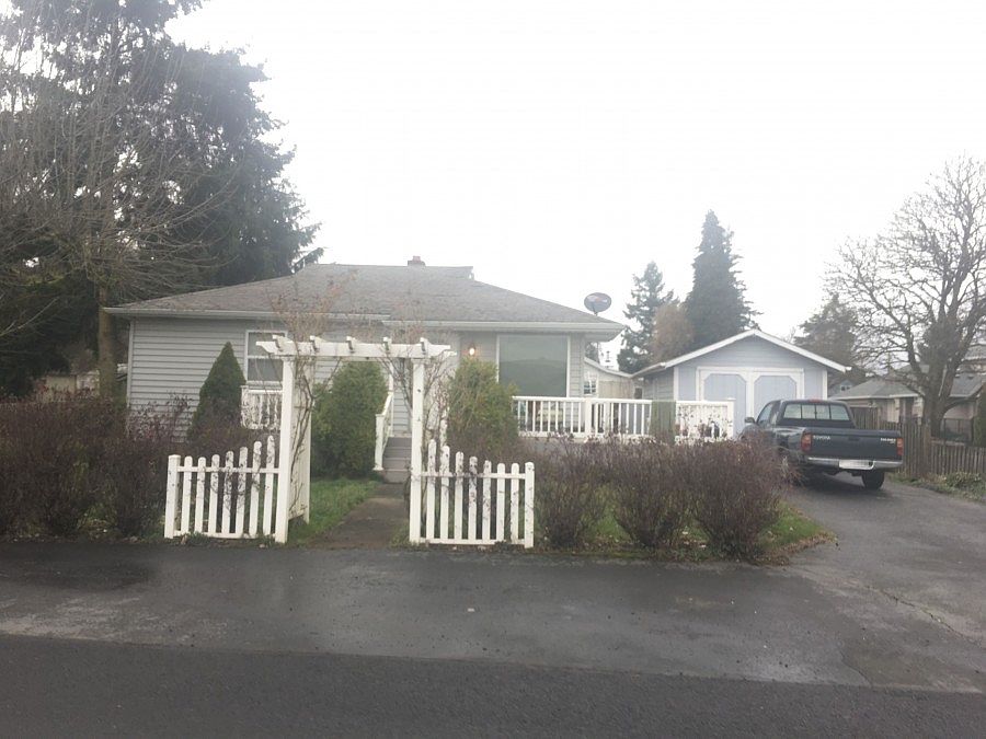 1st image of 250 L St