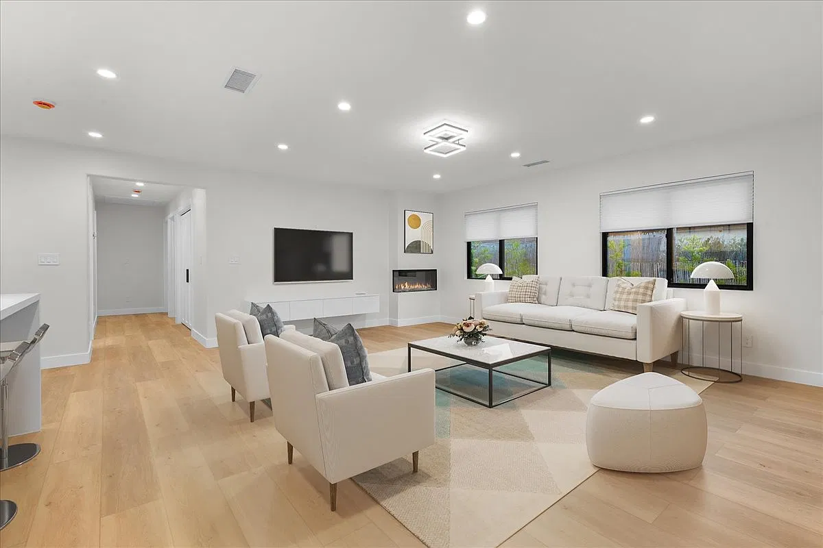 3 bed, 1362 sqft, $6,500 — Photo 3
