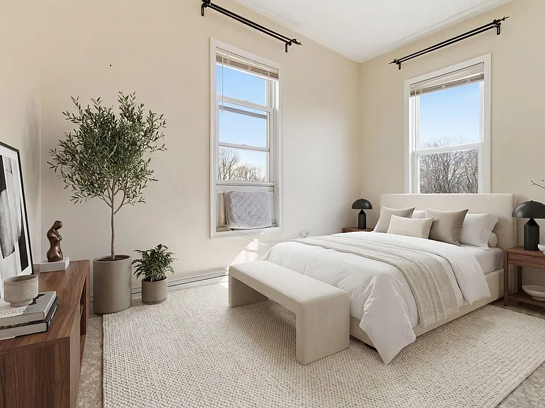 470 Mallory Ave #2 — Photo 7