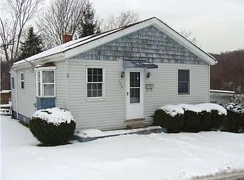 2nd image of 123 Linton Ave