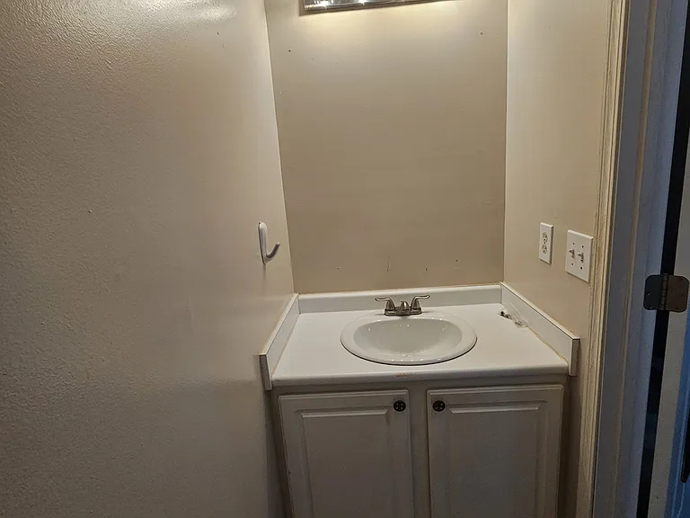 Downstairs half bath