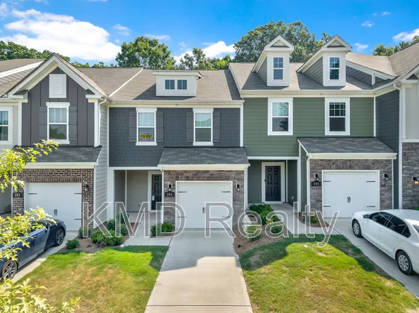 260 Abington St, Matthews, NC 28104