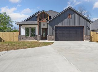 1201 E Butler St, Fort Worth, TX 76115