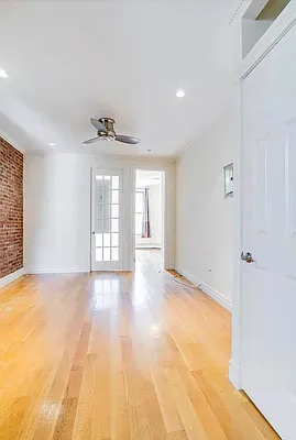 Rented by Compass | media 10