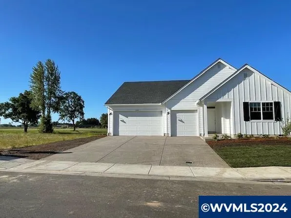 2457 W 15th Ave, Junction City, OR 97448