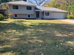 8016 Monroe St NE, Spring Lake Park, MN 55432