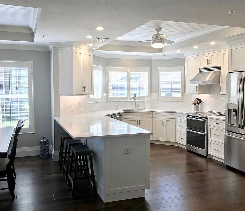 Open kitchen 