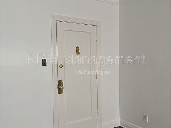 2nd image of 5987 Franklin Ave APT 208