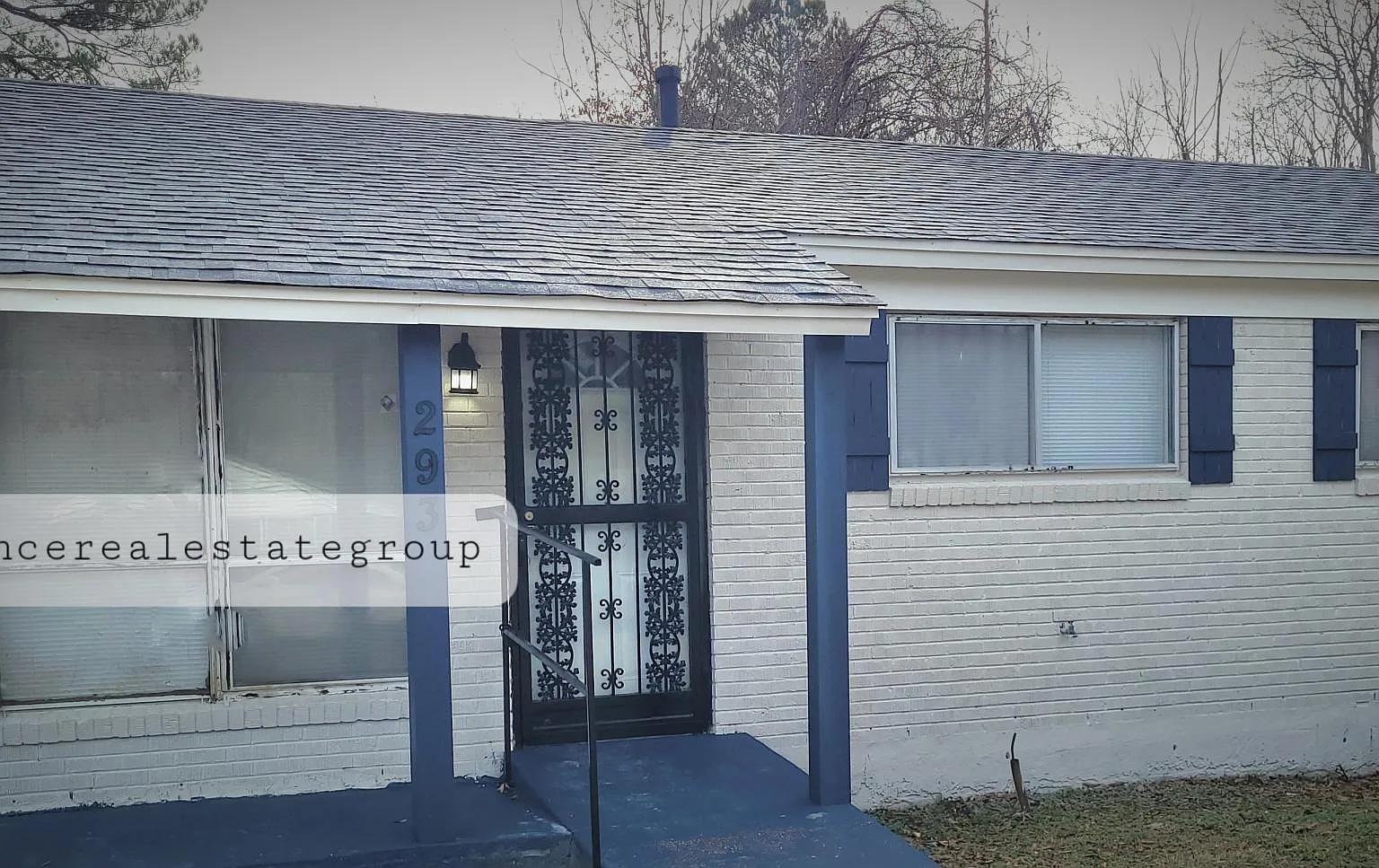 3 bed, 900 sqft, $950 — Photo 1
