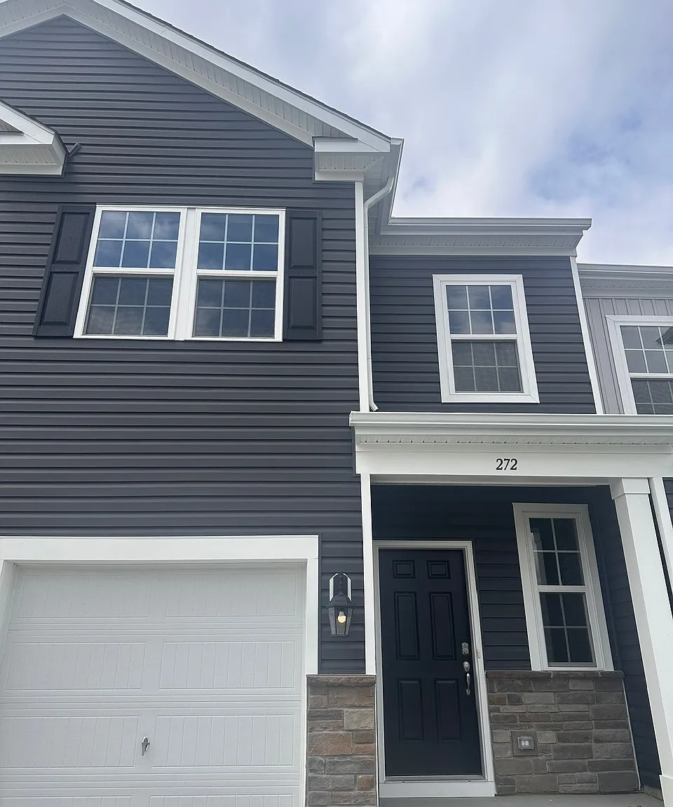3 bed, 2.5 bath, 1500 sqft, $2,990 — Photo 3