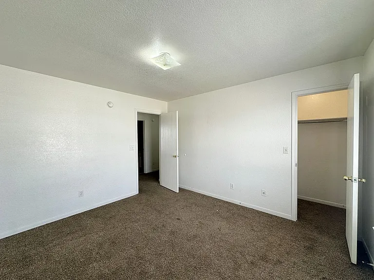 3206 Hereford Lane — Photo 17