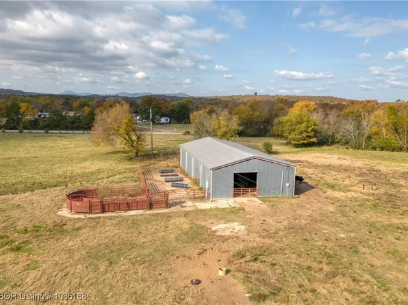 16538 Tut Hill Rd, Mansfield, AR 72944