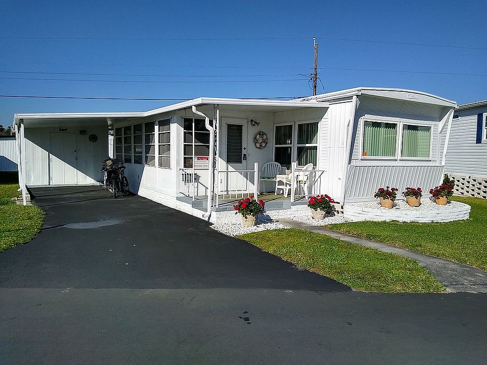 1st image of 74 E Imperial Dr