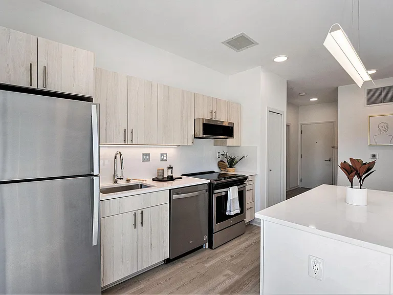 7410 Kercheval Ave #201 — Photo 5