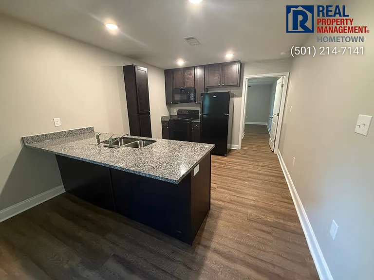 873 Jane Dr — Photo 4