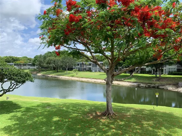 4221 W Palm Aire Dr APT 203, Pompano Beach, FL 33069