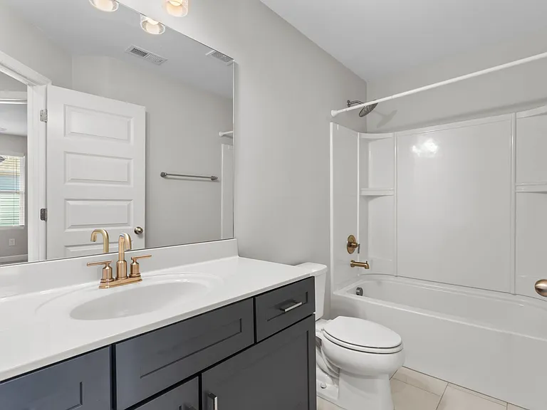 1067 Emery Bay Cir — Photo 17