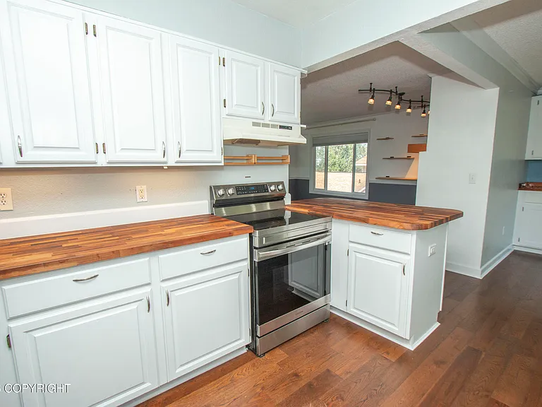 11530 Echo St — Photo 17