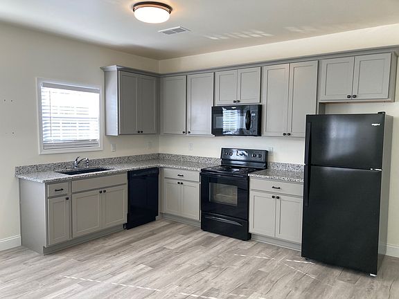 5th image of 1844 Collegewood Dr #505