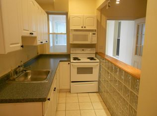 1797 Beacon St #6, Brookline, MA 02445