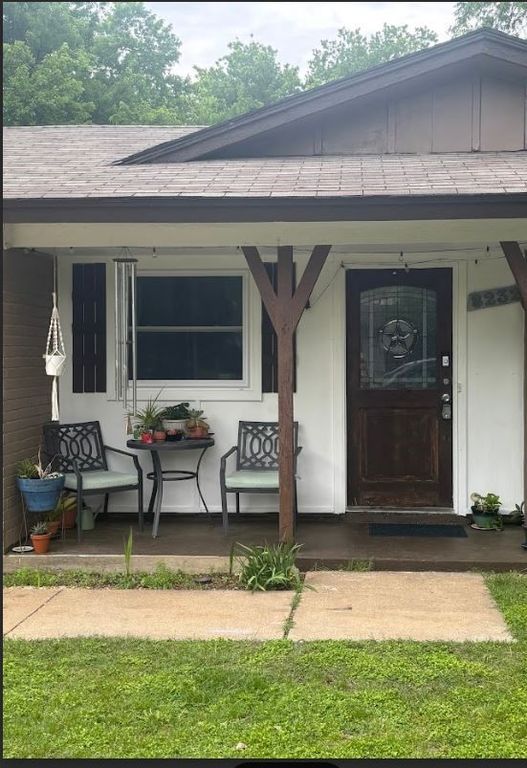 8232 Richard St, White Settlement, TX - View 2