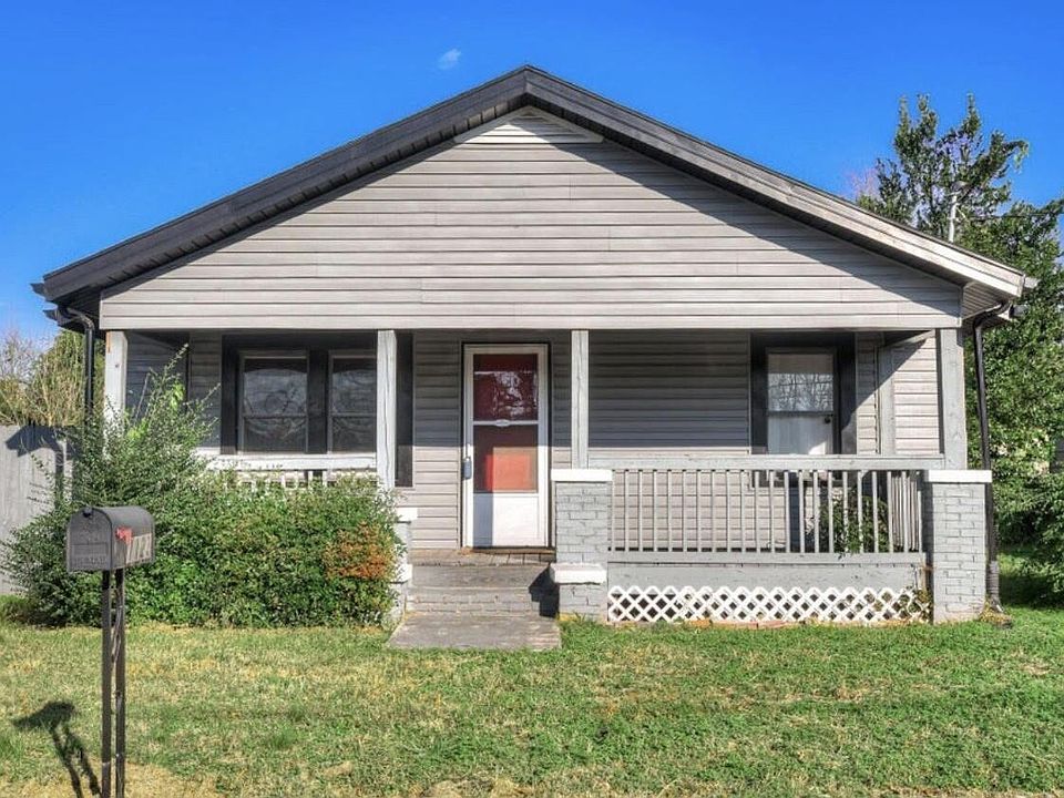 1st image of 1123 Roselle Street