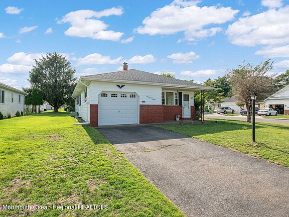 2nd image of 507 Saint Thomas Drive