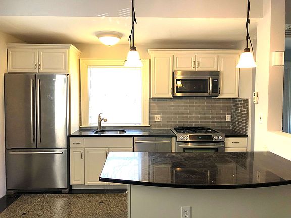 Jenn Air Appliances with Gas Cooking