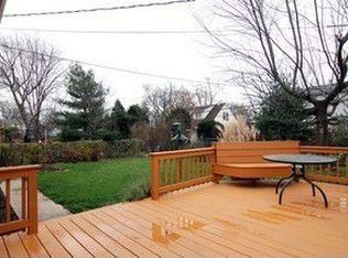 490 W Winchester Rd, Chicago Heights, IL 60411