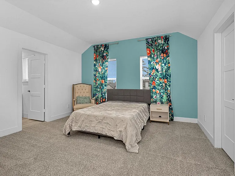 14217 Savage River Ln — Photo 31